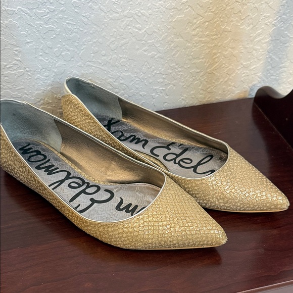 Sam Edelman Metallic Gold Pointed Ballet Flats - Picture 4 of 6